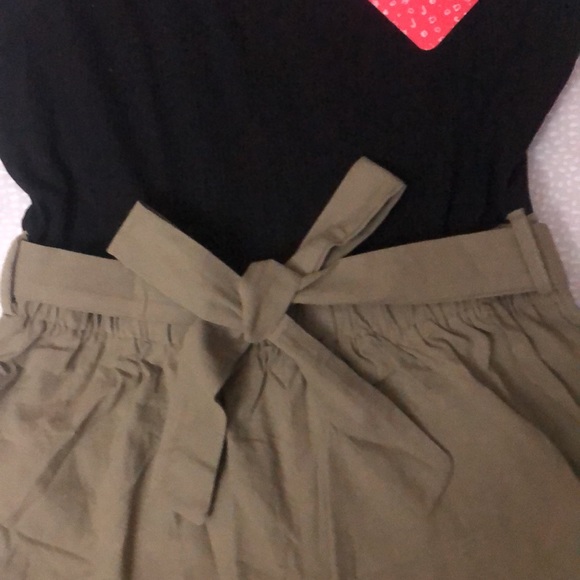 NWT PatPat WOMEN SKort ,
One Size medium 
One size small 
Sold separate - Picture 5 of 14